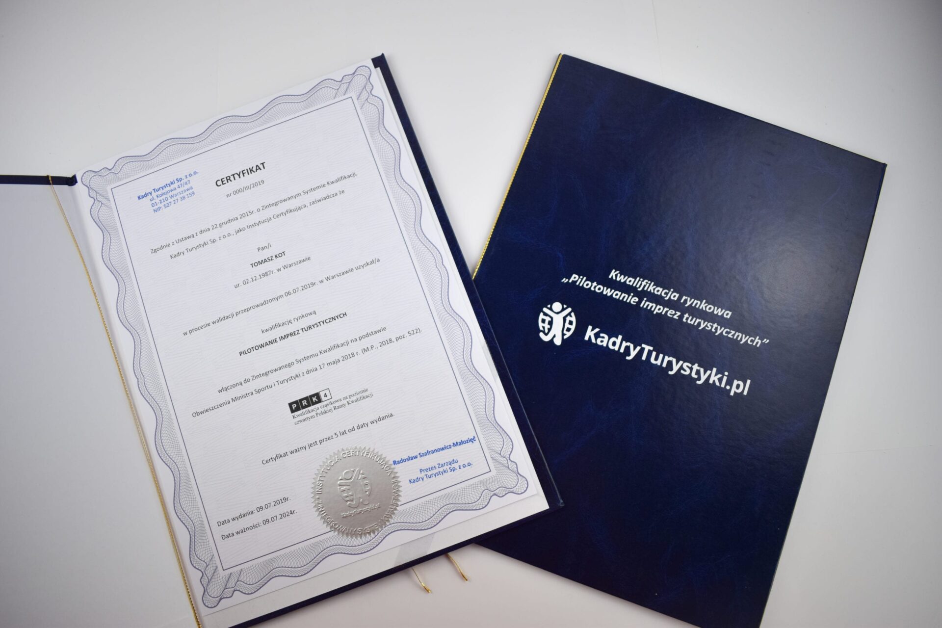 kwalifikacja pilota wycieczek